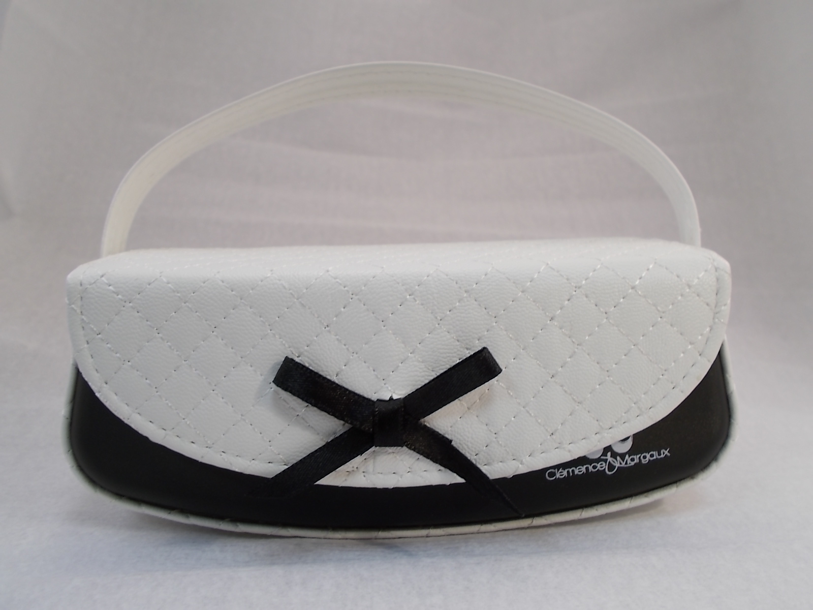 Etui girly blanc noir